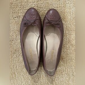 CHANEL Dark Brown Brown Flats